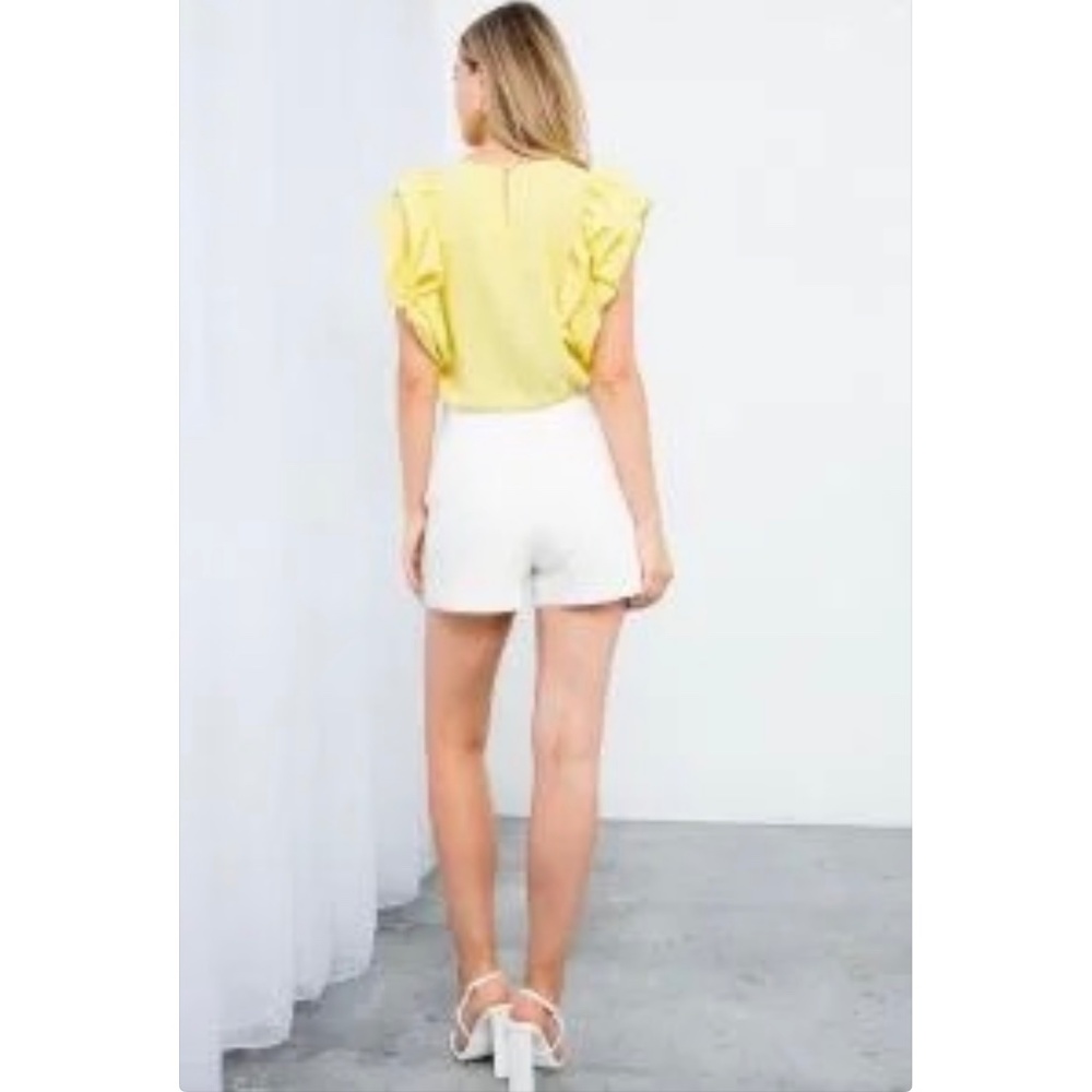 THML Ruffle Sleeve Top - Picture 2 of 16